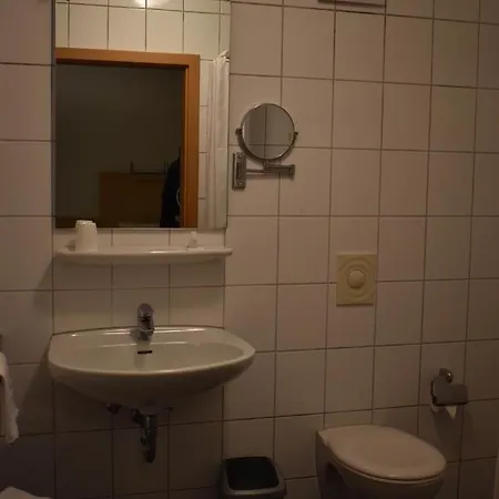 Отель Alte Post Остбеверн